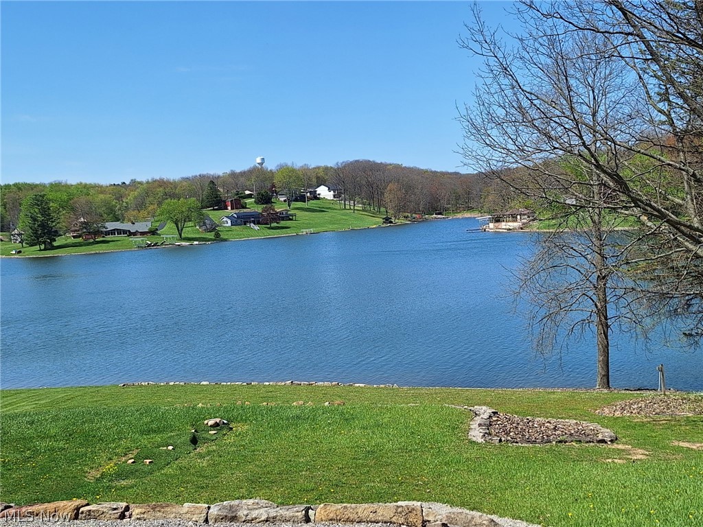 47813 Tomahawk Drive Negley OH 44441