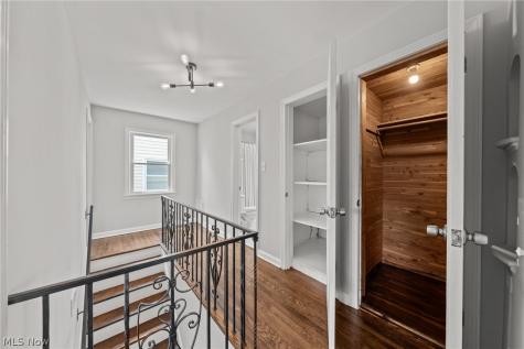 3601 Tullamore Road University Heights OH 44118