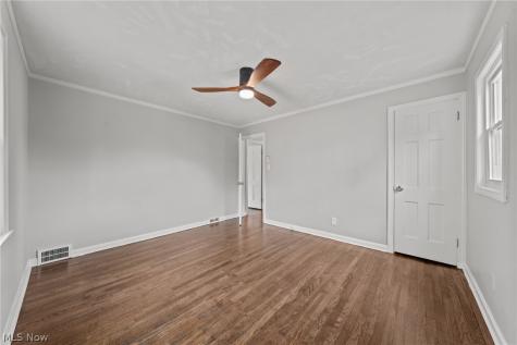3601 Tullamore Road University Heights OH 44118