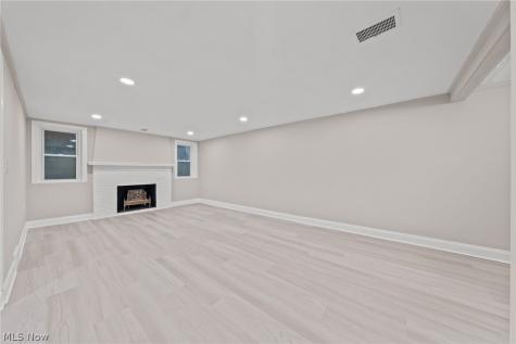 3601 Tullamore Road University Heights OH 44118