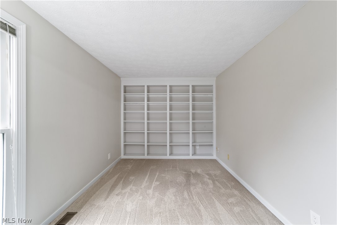 34404 Bramble Lane Solon OH 44139