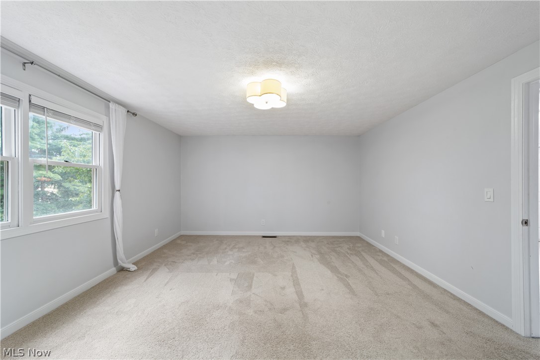 34404 Bramble Lane Solon OH 44139