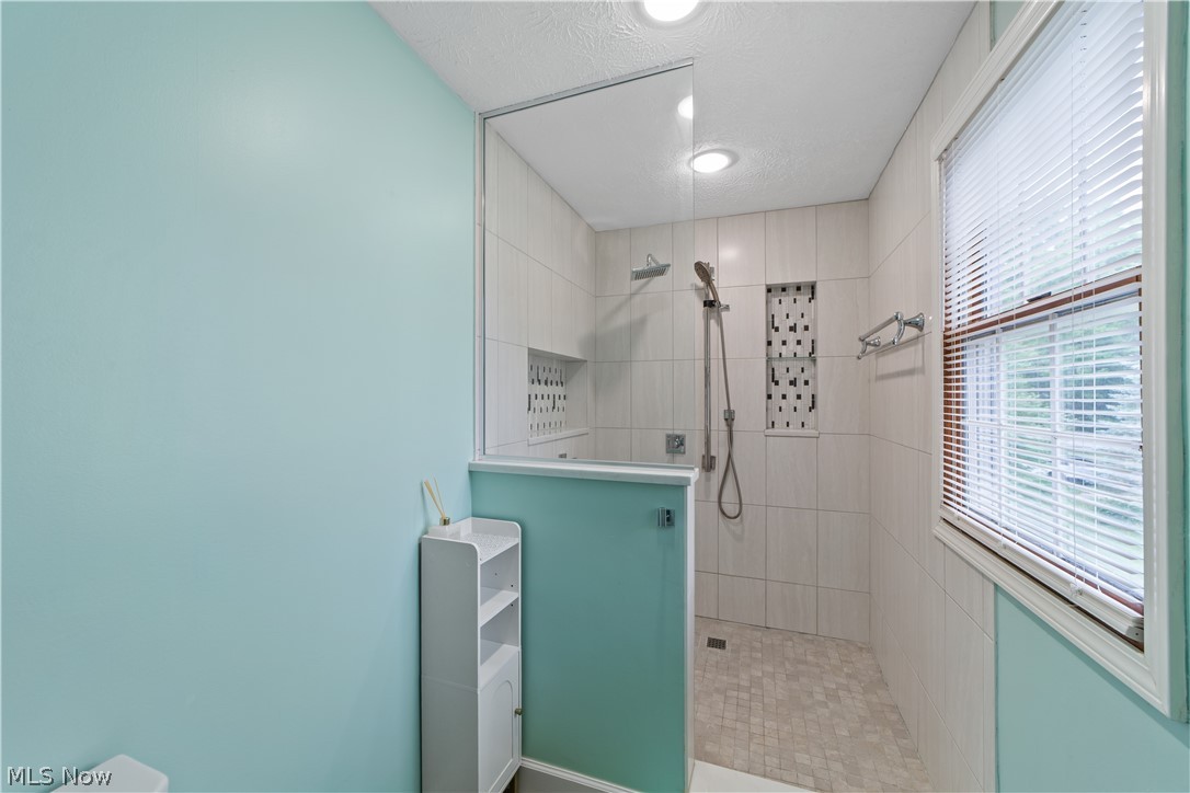 34404 Bramble Lane Solon OH 44139