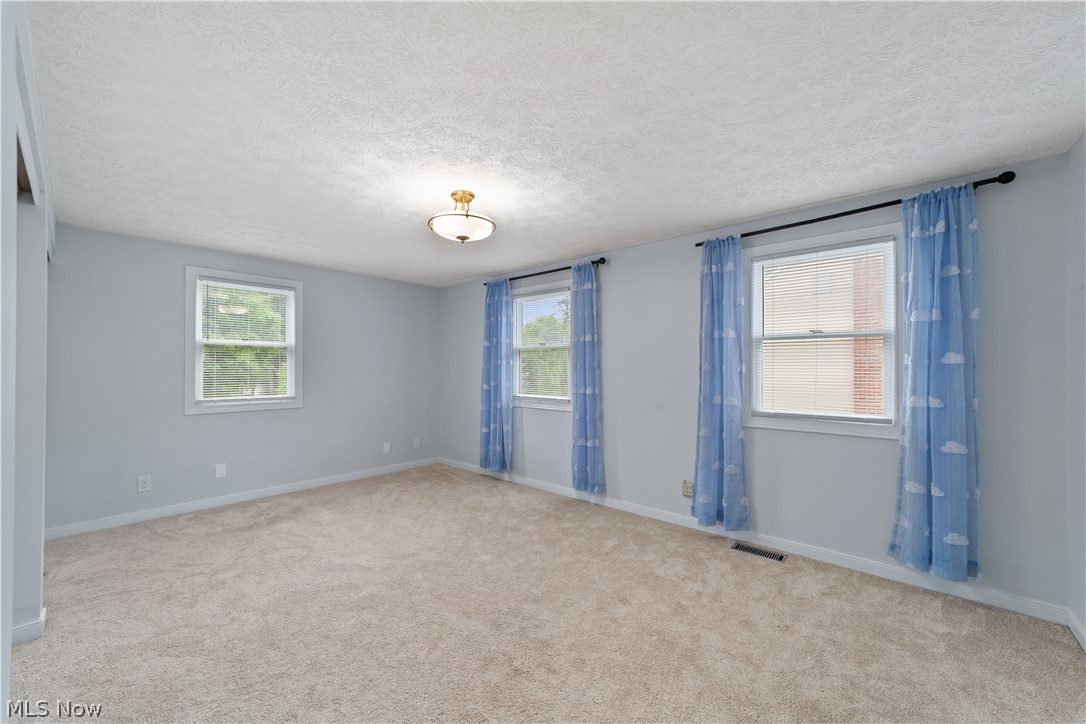34404 Bramble Lane Solon OH 44139