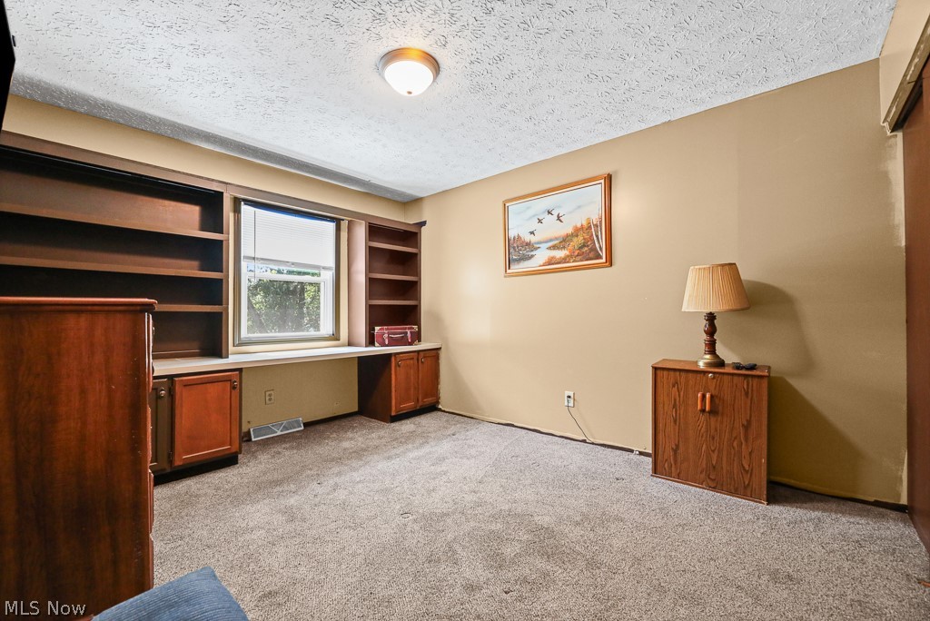 10960 Easton Street NE Alliance OH 44601