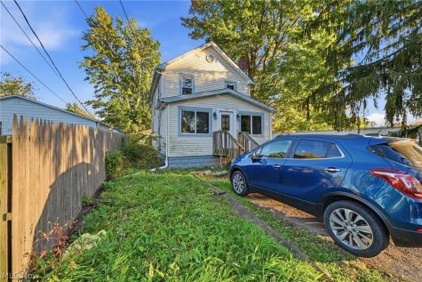 429 Lake Shore Boulevard Painesville OH 44077