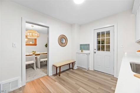 1724 2nd Street Cuyahoga Falls OH 44221