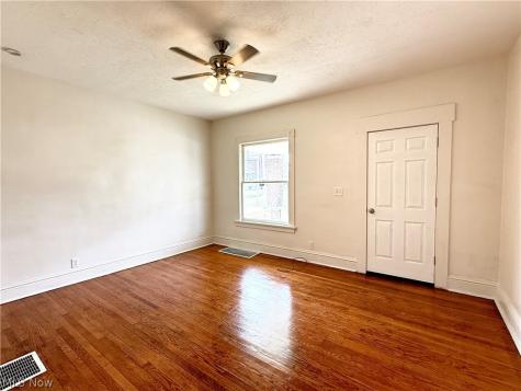417 Steel Street Youngstown OH 44509