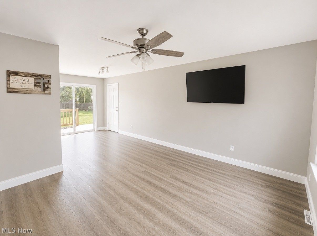 535 S Hillside Drive Canfield OH 44406