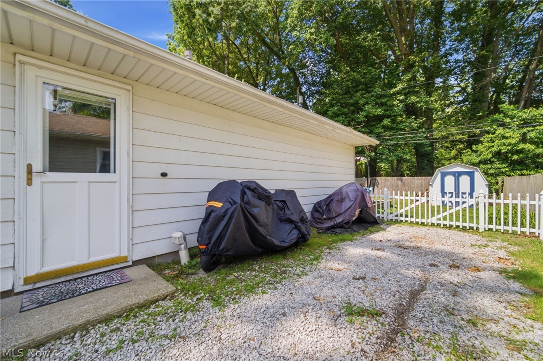 1982 Aberdeen Road Madison OH 44057