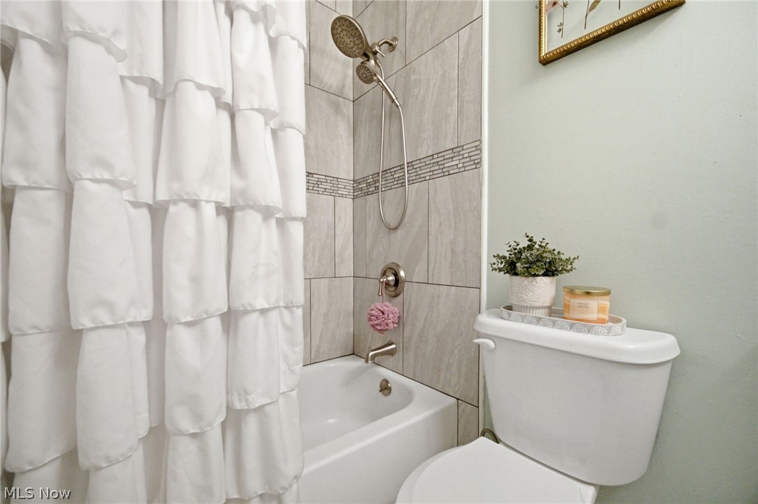 1982 Aberdeen Road Madison OH 44057