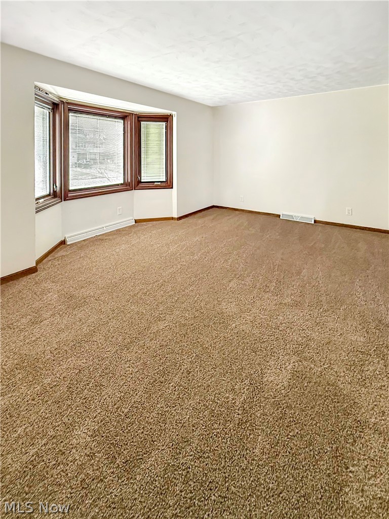 156 Roche Way Boardman OH 44512