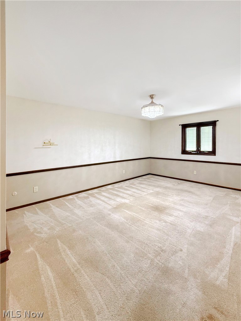 156 Roche Way Boardman OH 44512