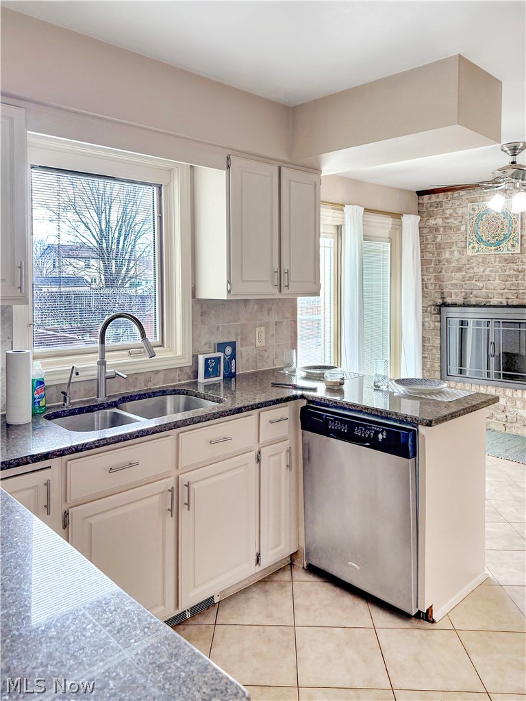 156 Roche Way Boardman OH 44512