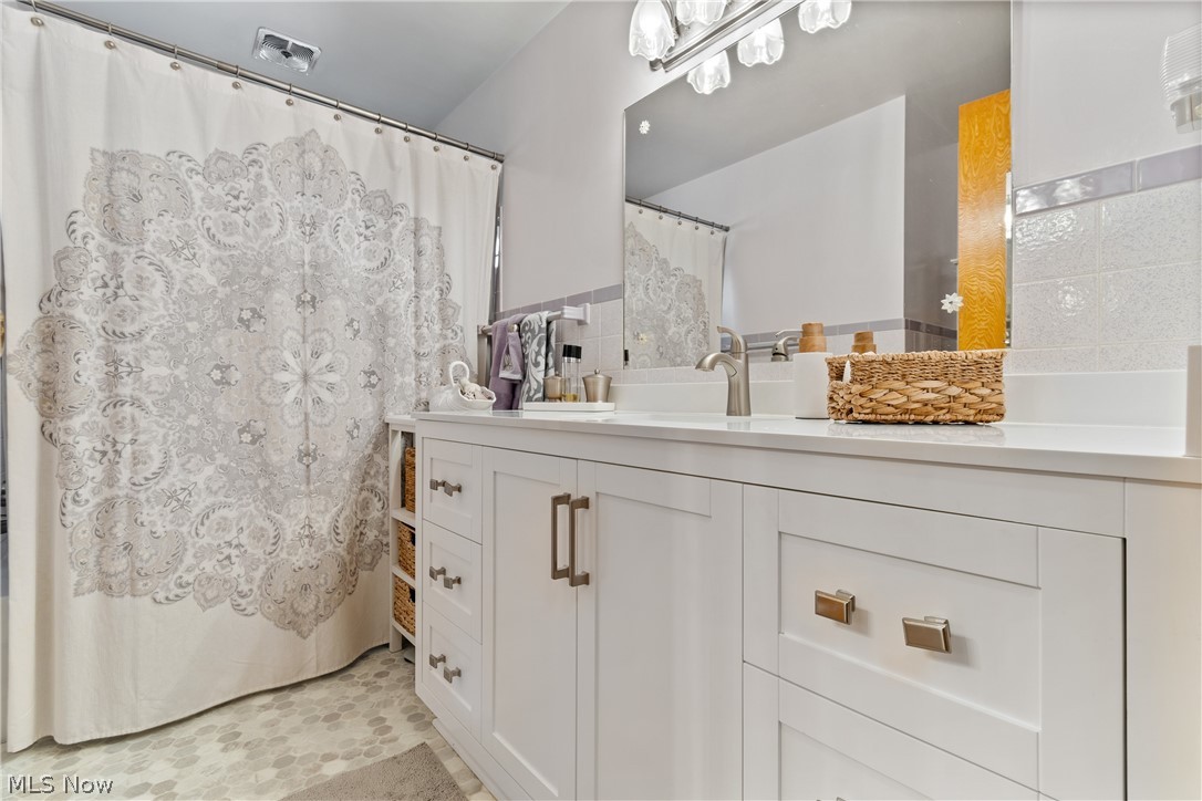 1461 Deermont Avenue SW Massillon OH 44647