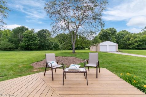 1461 Deermont Avenue SW Massillon OH 44647