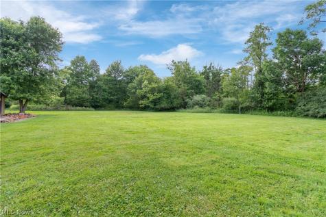 1461 Deermont Avenue SW Massillon OH 44647