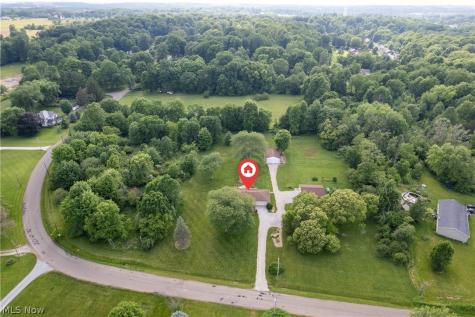 1461 Deermont Avenue SW Massillon OH 44647