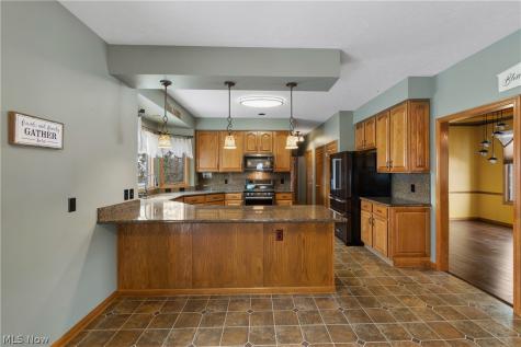 3885 Mount Vernon Boulevard Barberton OH 44203
