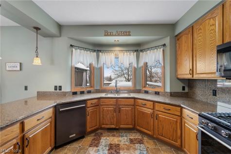 3885 Mount Vernon Boulevard Barberton OH 44203