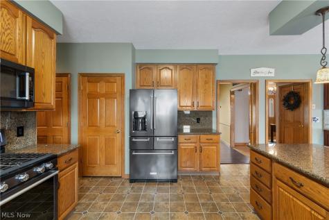 3885 Mount Vernon Boulevard Barberton OH 44203
