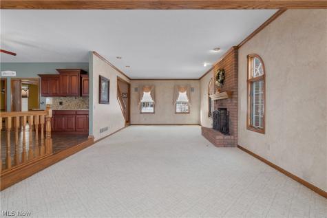 3885 Mount Vernon Boulevard Barberton OH 44203
