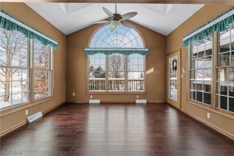 3885 Mount Vernon Boulevard Barberton OH 44203