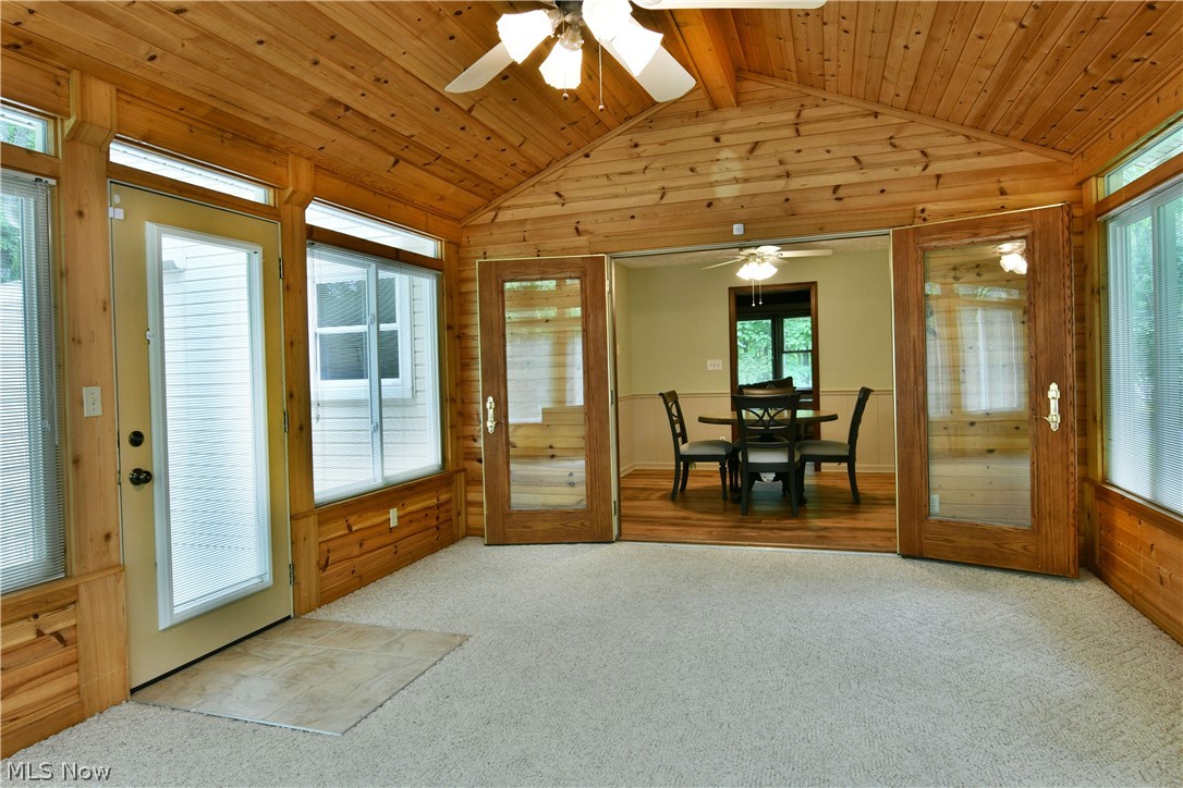 1097 Center Street E Warren OH 44481
