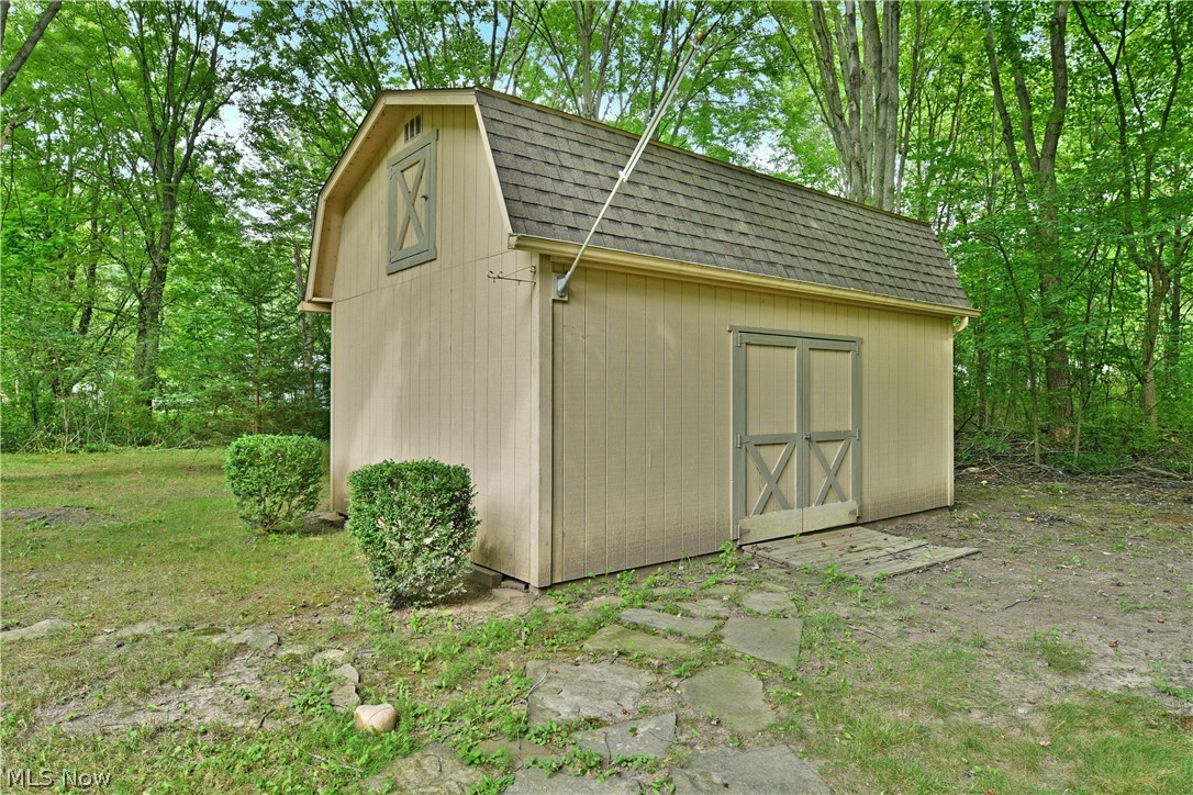 1097 Center Street E Warren OH 44481