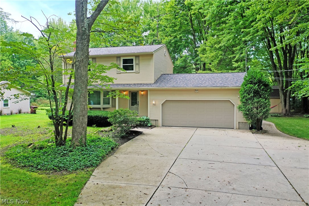 1097 Center Street E Warren OH 44481
