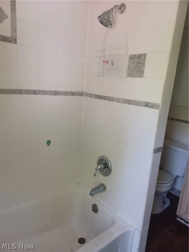 2031 Willard Avenue SE Warren OH 44484