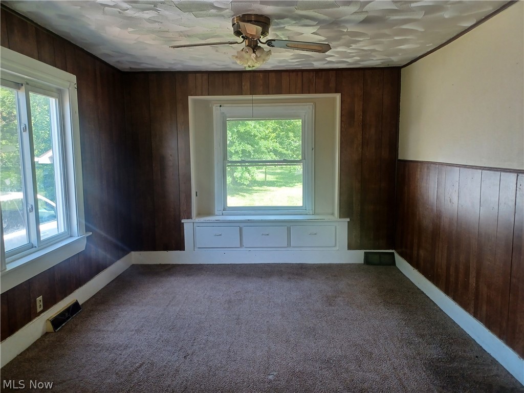 2031 Willard Avenue SE Warren OH 44484