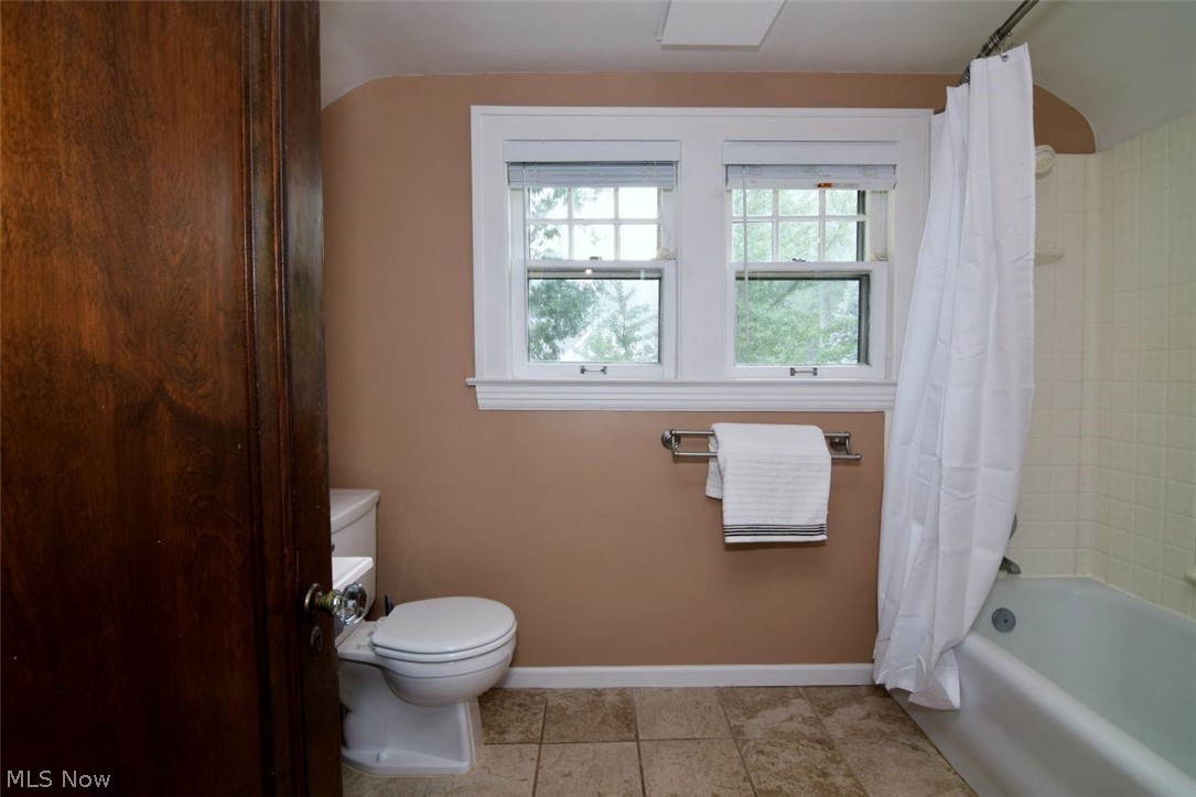 1255 Quilliams Road Cleveland Heights OH 44121
