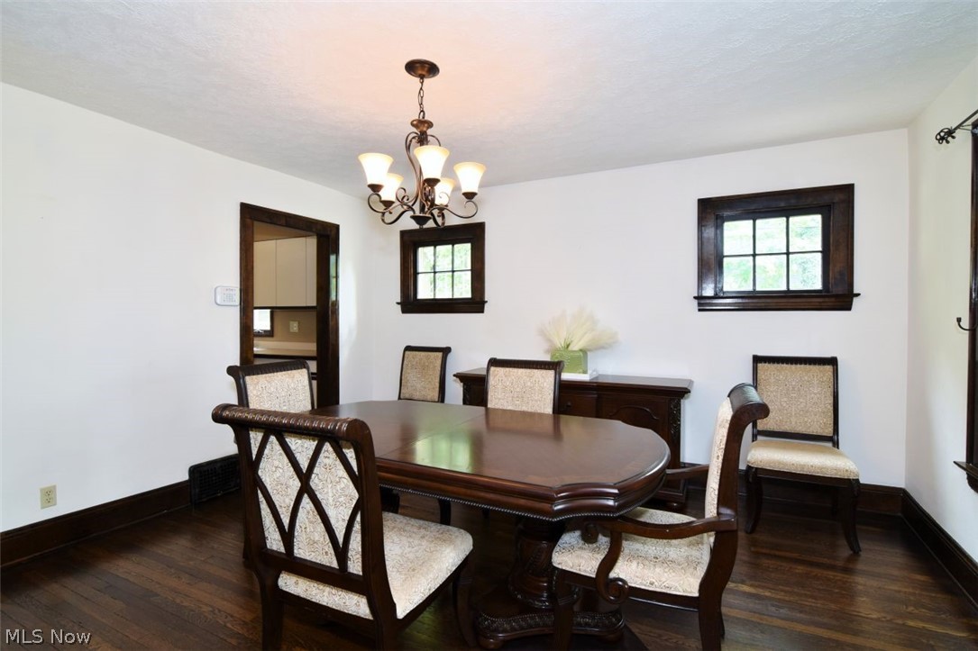 1255 Quilliams Road Cleveland Heights OH 44121