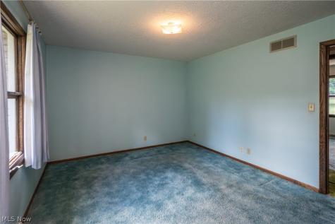 2421 Fairview Road Uniontown OH 44685