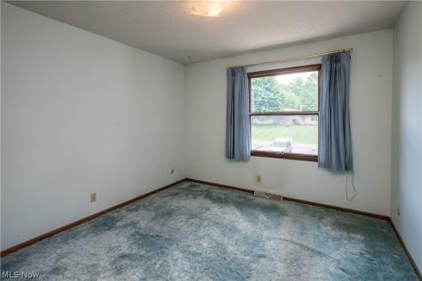 2421 Fairview Road Uniontown OH 44685
