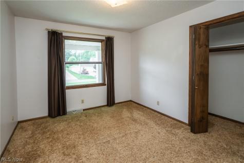 2421 Fairview Road Uniontown OH 44685