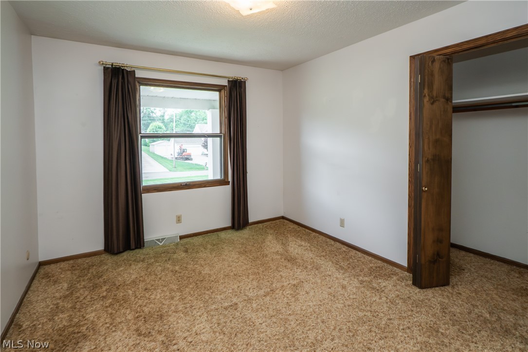 2421 Fairview Road Uniontown OH 44685