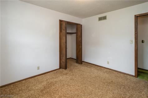2421 Fairview Road Uniontown OH 44685