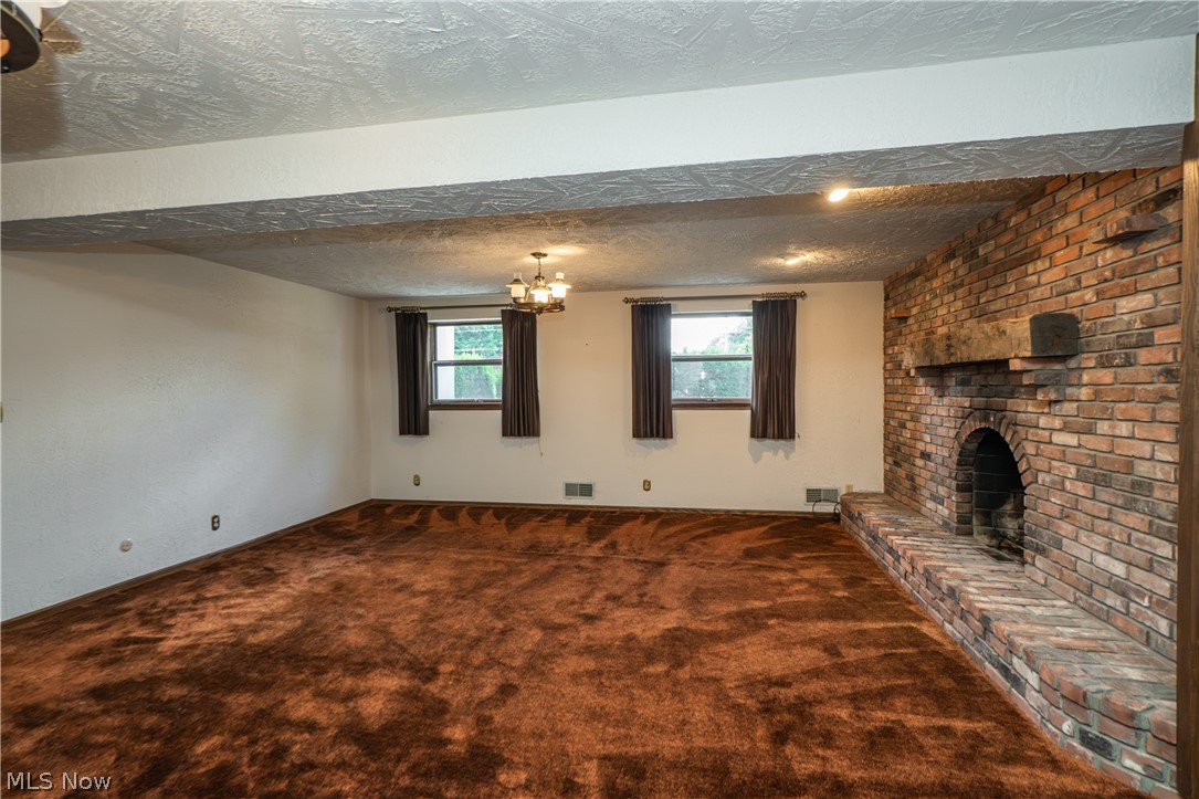 2421 Fairview Road Uniontown OH 44685