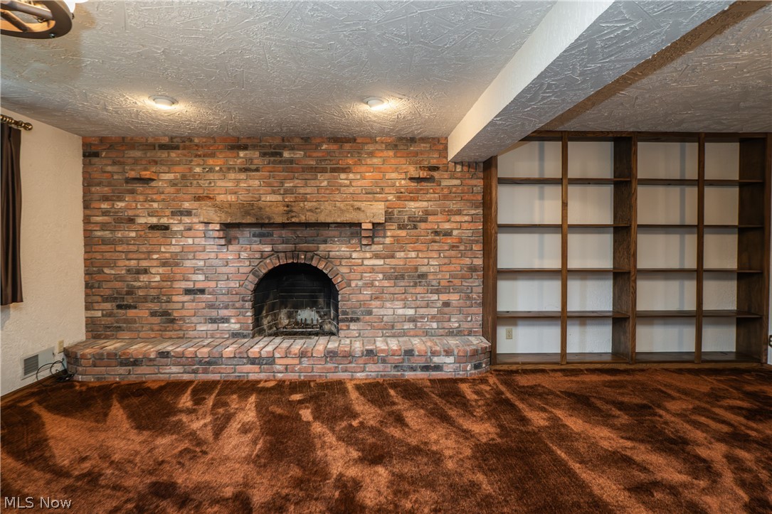 2421 Fairview Road Uniontown OH 44685
