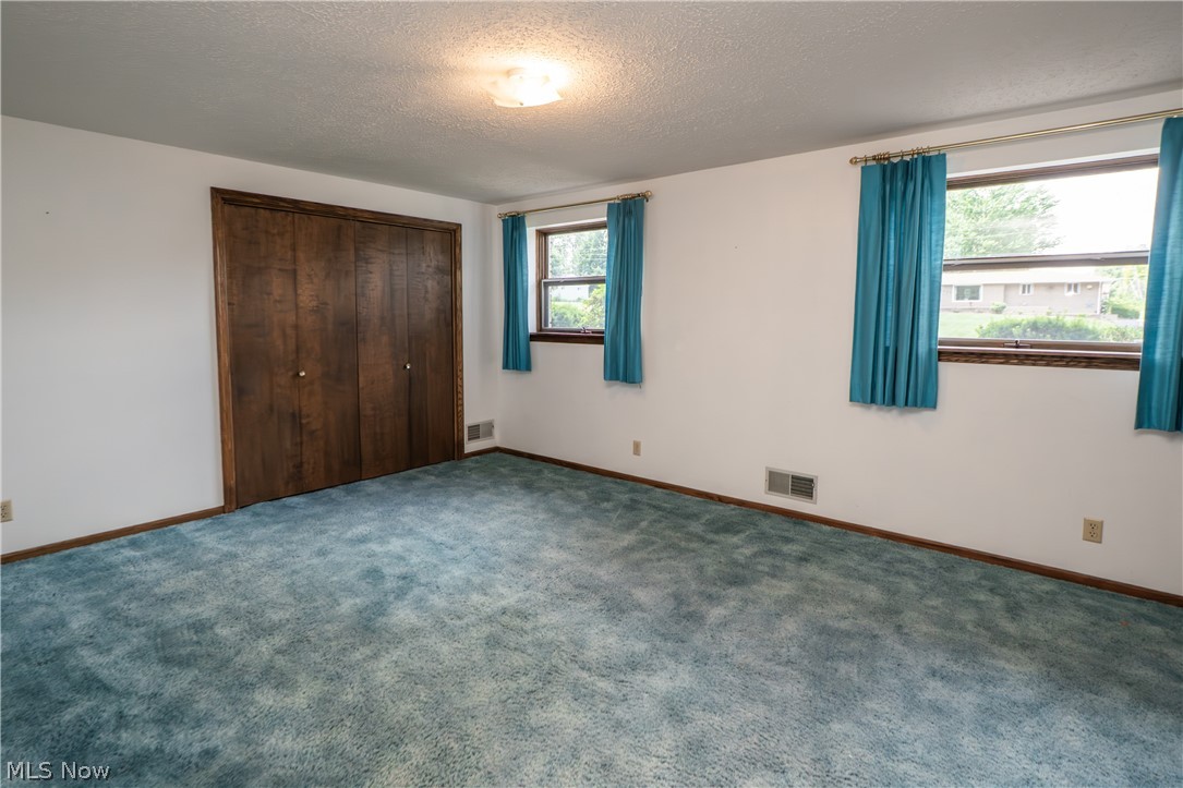 2421 Fairview Road Uniontown OH 44685