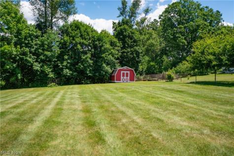 2421 Fairview Road Uniontown OH 44685