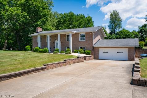 2421 Fairview Road Uniontown OH 44685