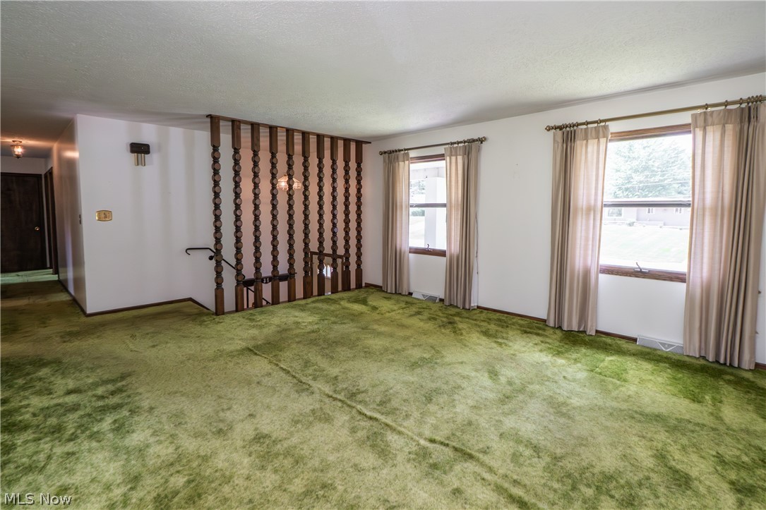 2421 Fairview Road Uniontown OH 44685