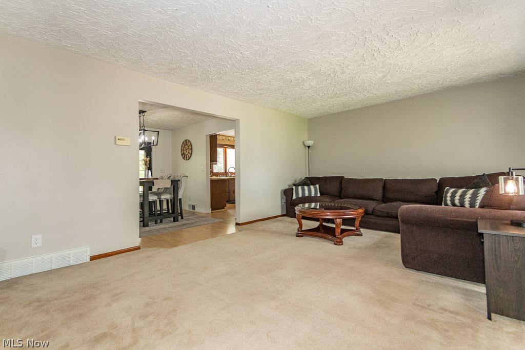 33510 Lake Shore Boulevard Lakeline OH 44095