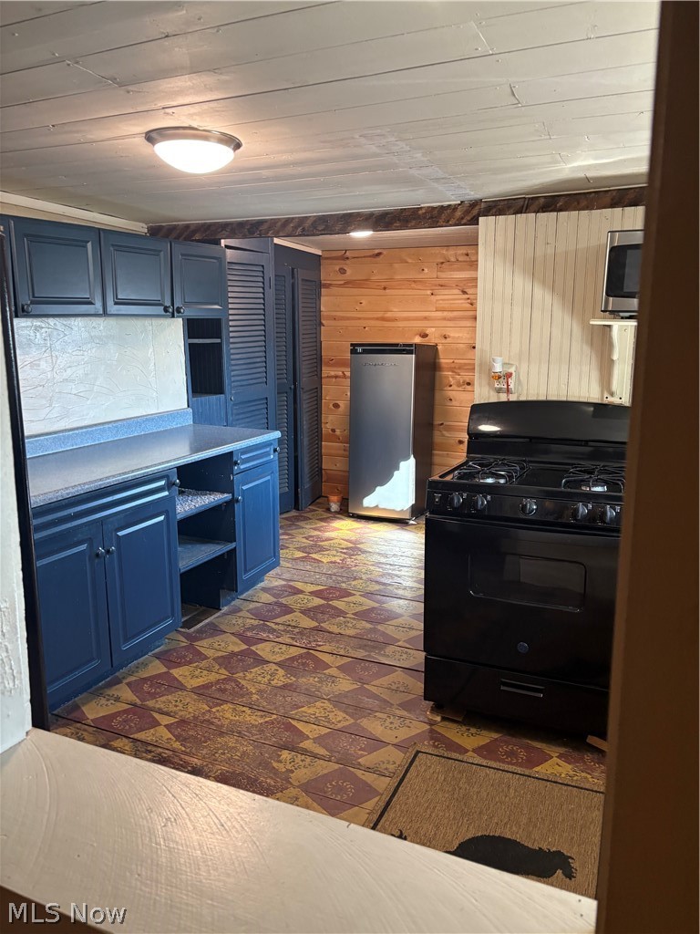 64446 Erie Road Salesville OH 43778