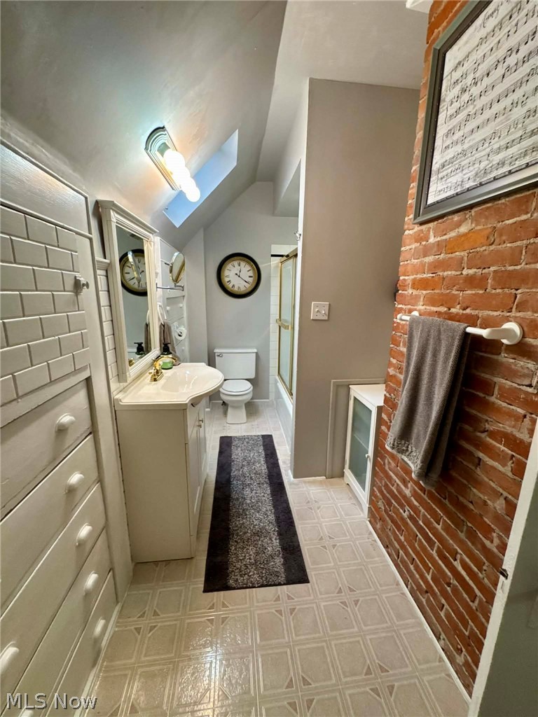 1926 Walnut Boulevard Ashtabula OH 44004