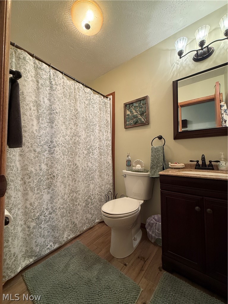1451 Poplar Avenue Belpre OH 45714