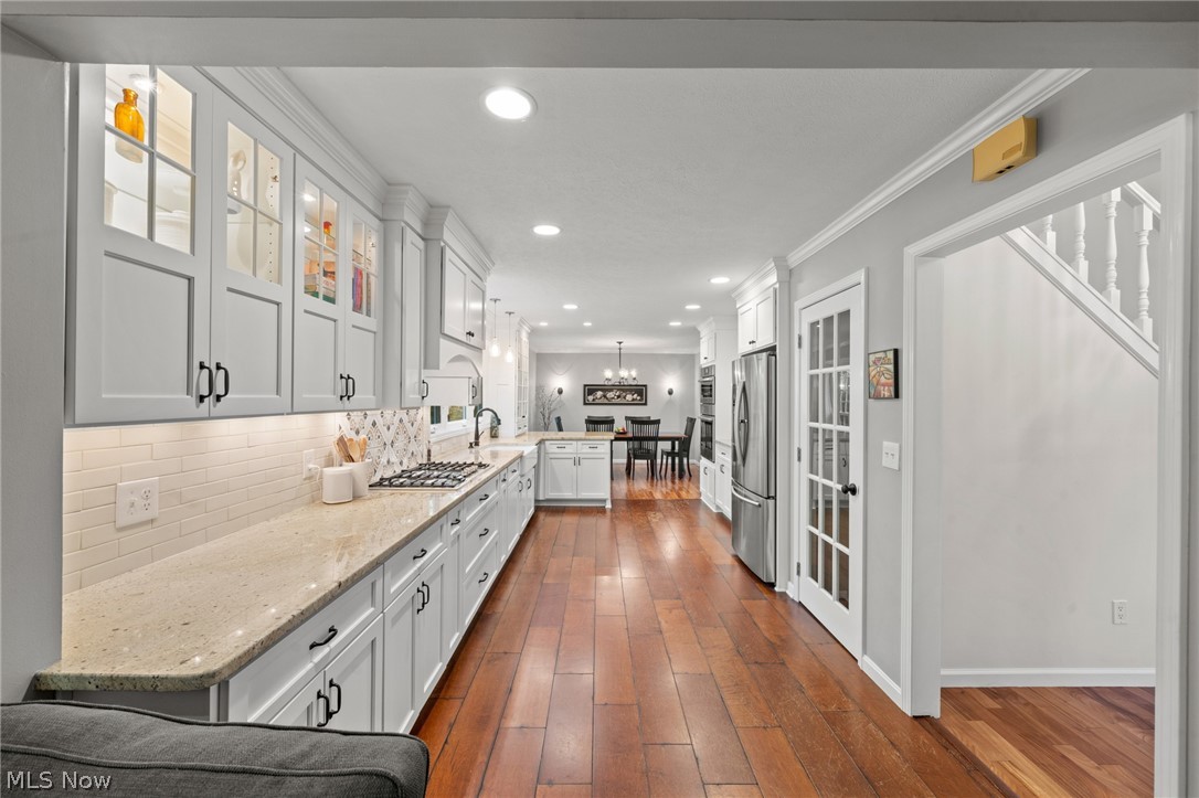 560 Marvis Drive Bay Village OH 44140